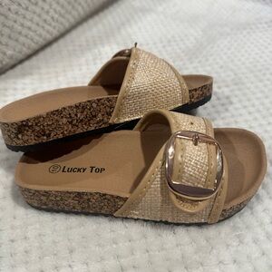 Brand New Lucky Top Girls Slides  Beige size 10